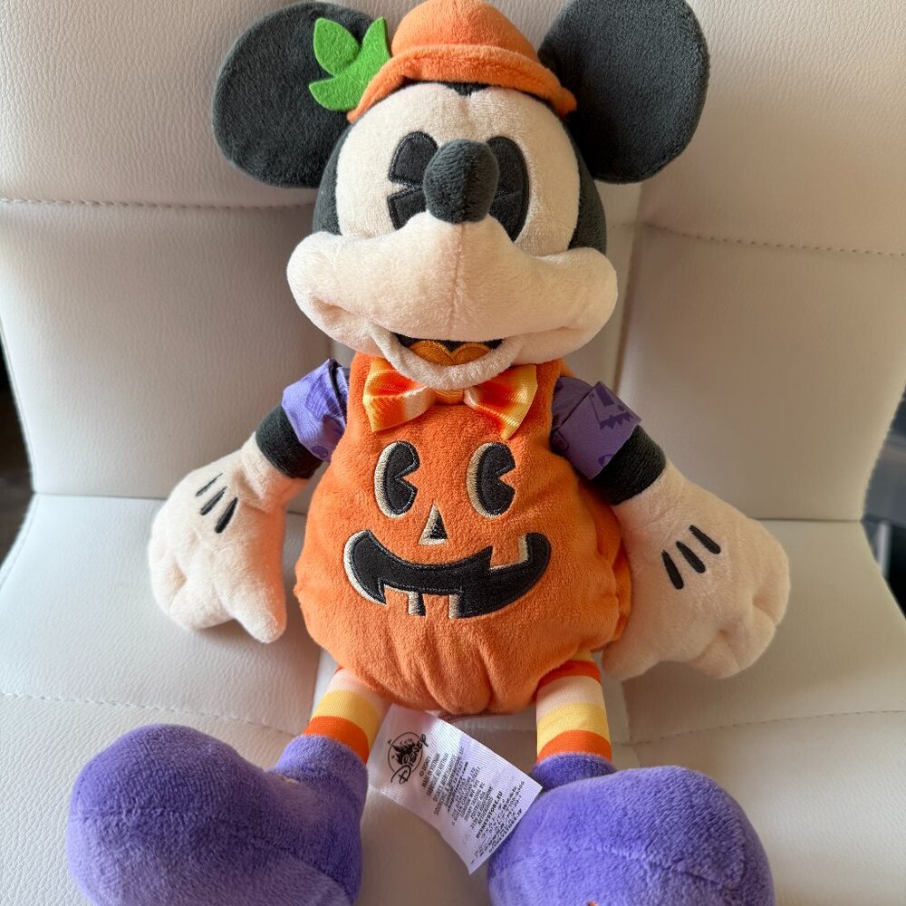Disney Store 2020 Mickey Mouse Pumpkin Halloween Tricks and Treats Plush New